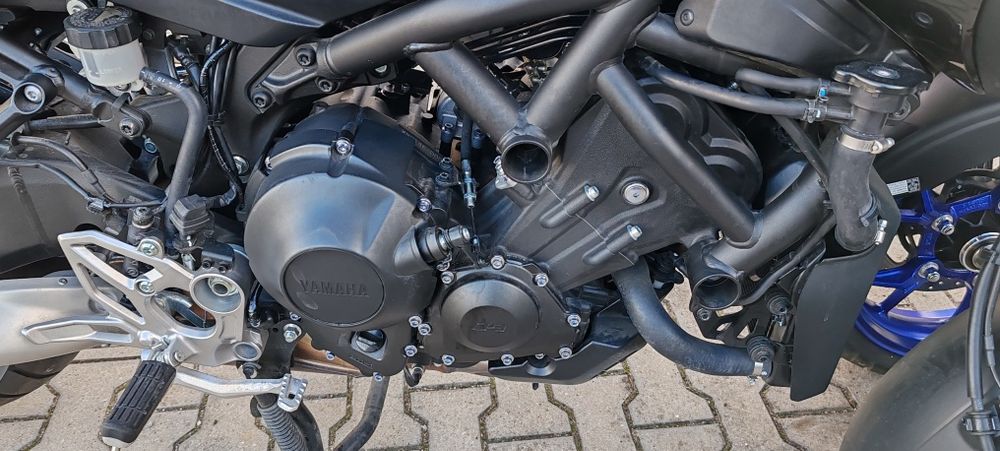 Yamaha Niken 5700Km