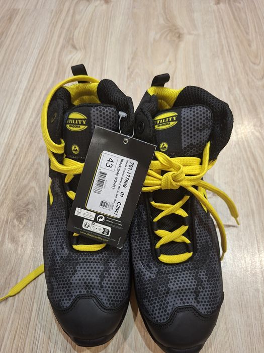 Работни обувки чисто нови