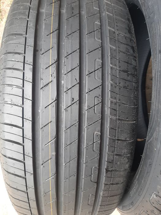 Продам шины 215/55/17 новые