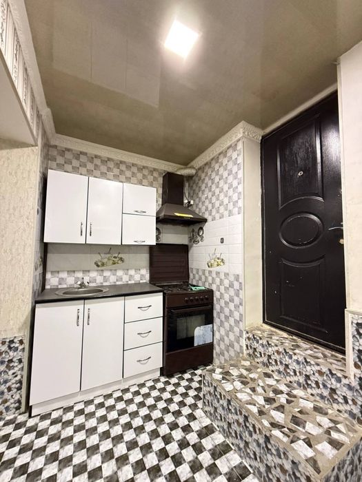 Toshkent viloyati Nurafshonda 3 xonali uy 70 m² 1-qavat Narxi: 32.000$