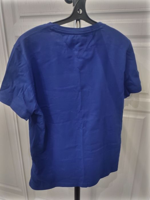 Футболка Tommy Hilfiger.