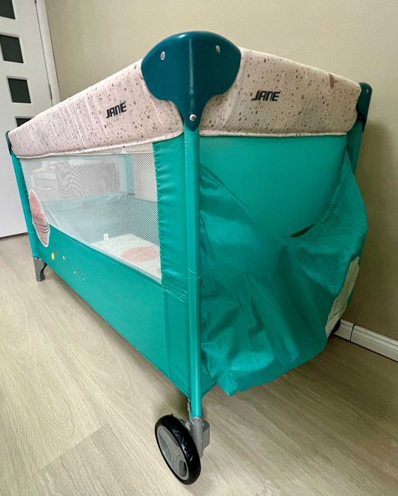 Patut pliabil Jane pentru copii / bebe cu 2 nivele + saltea suplimentara