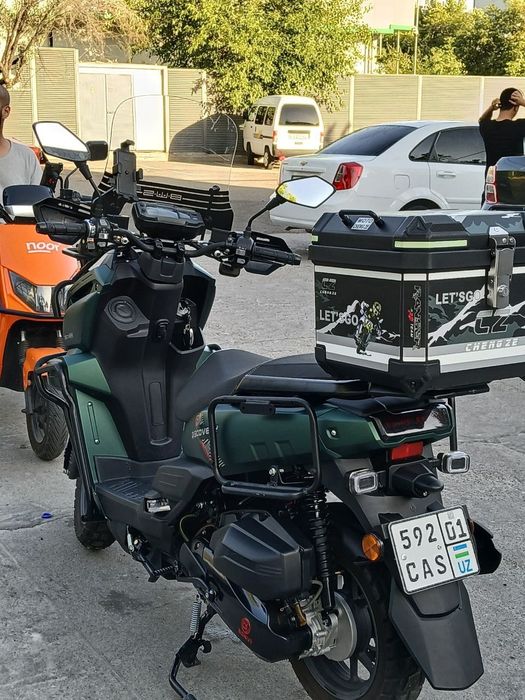 Скутер Full сотилади