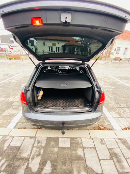 Audi A4-B7  2.0 TDI  Automat  S-line interior/exterior