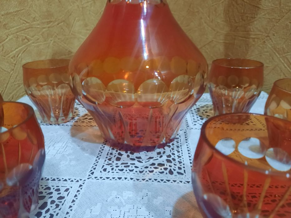 Коллекционный, винтажный набор: графин и 6 стопок. Ручное травление ви