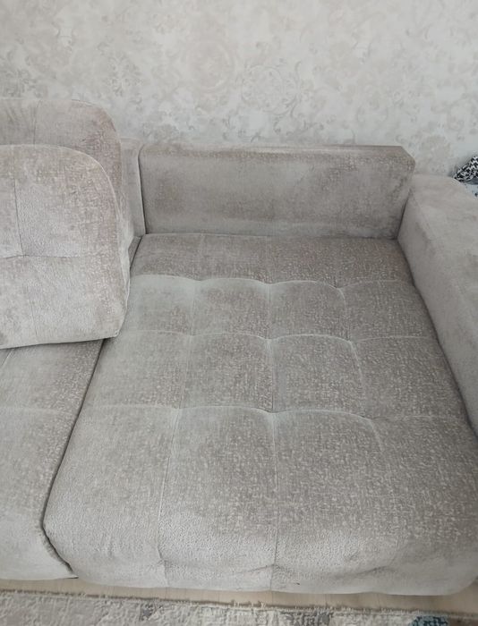 Диван продается. В отличном состоянии.