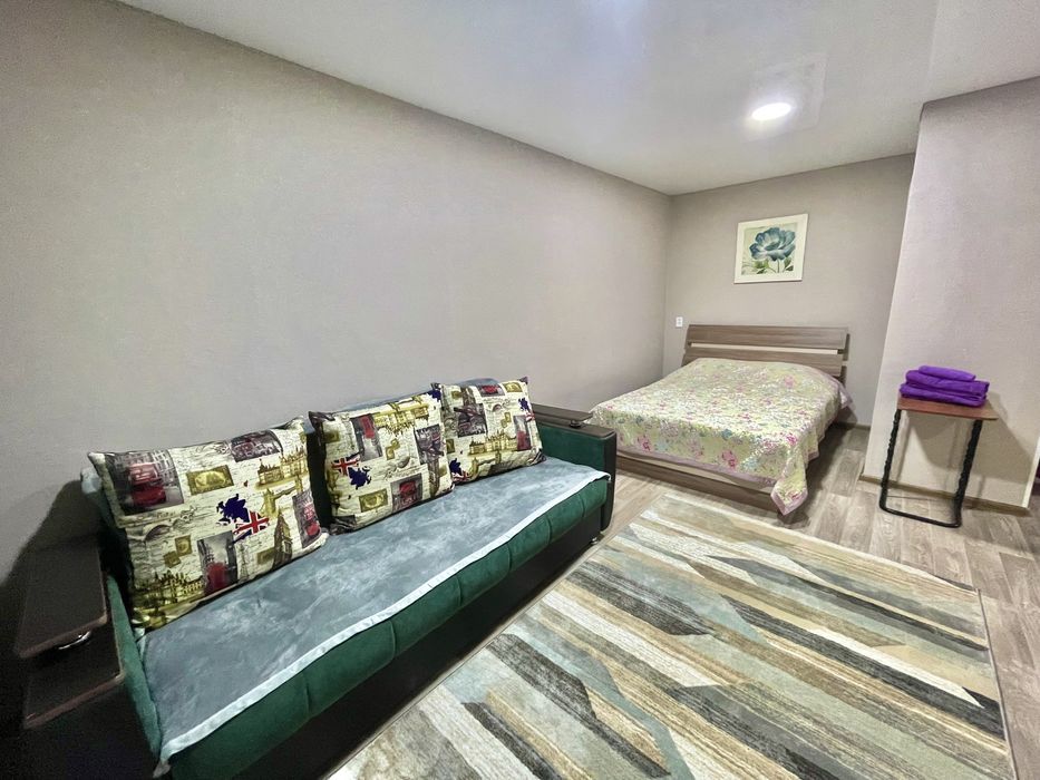 Сдается 1,5 посуточно Люкс район пл.Ушанова