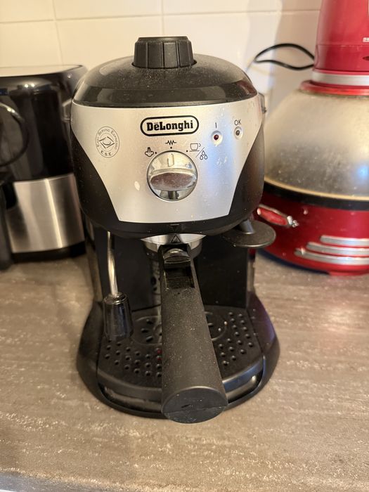 Vand espressor manual delonghi EC221 B