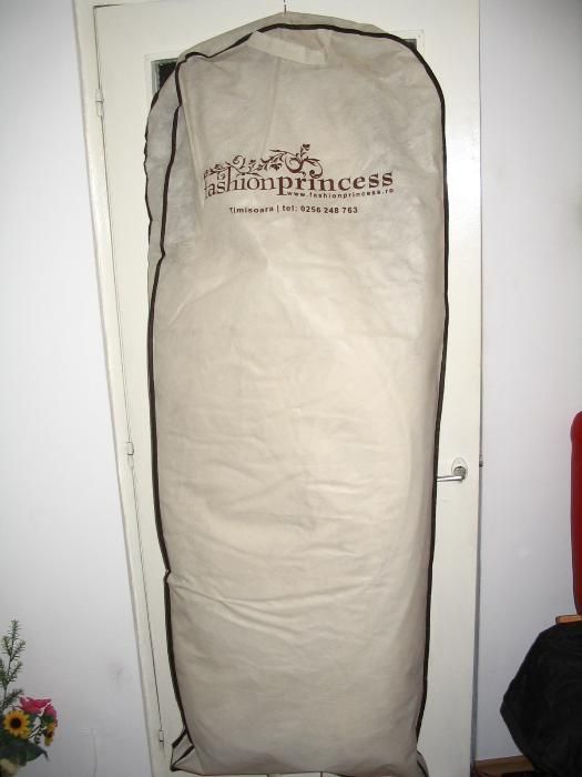 Rochie de mireasa stil gen printesa Fashion Princes marime 36-38