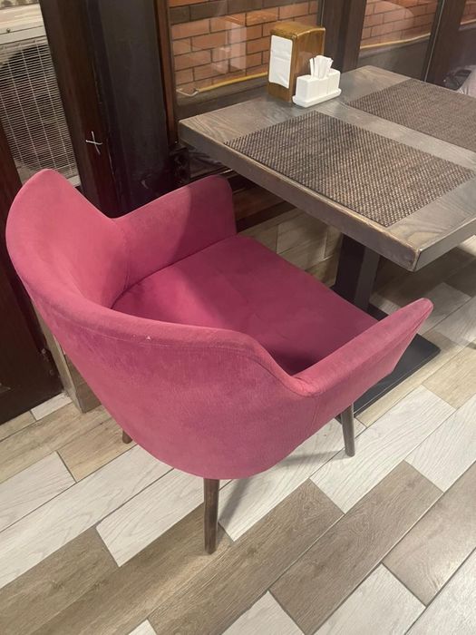 Продам б/у стулья