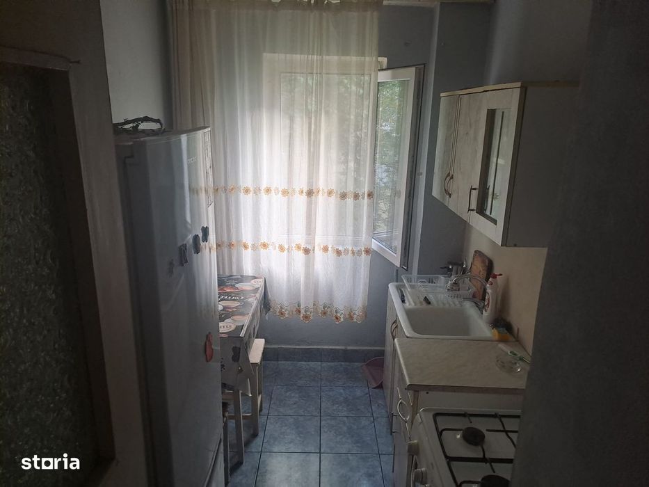 Apartament 2vamere Craiovita,et 2/4