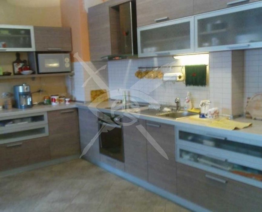 Дава се под наем Двустаен апартамент в София, Витоша - 70 кв.м за 600 € - Снимка #1