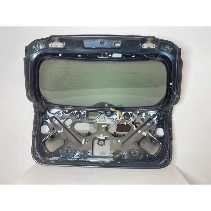 Заден капак за toyota avensis t27 - 67005-05100