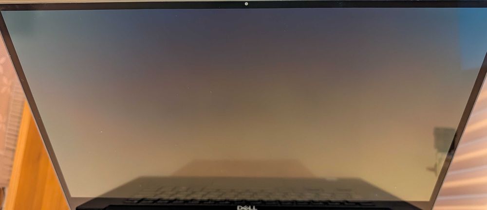 Dell XPS 15 7590 | Intel i9-9980HK | 32GB RAM | 1TB SSD | 4K OLED