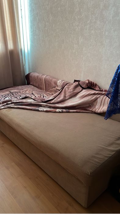 Отдам диван складной