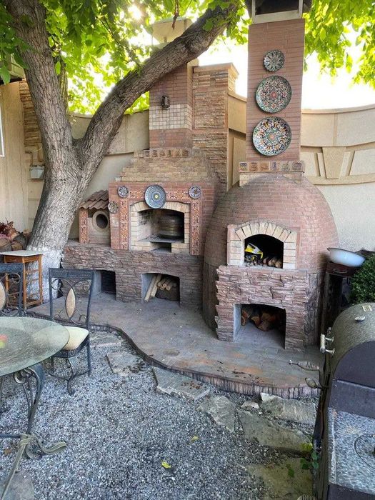 Яшнабад продается дом махалля Байкурган Соток9 Фасад35м  Ор Жигули Бар