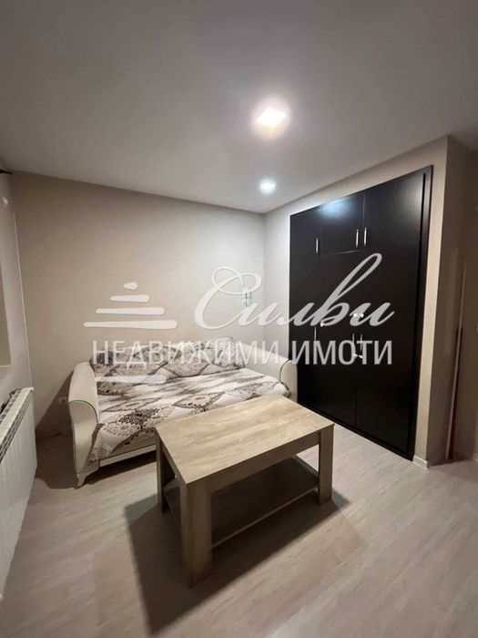 Продава се Двустаен апартамент в Шумен, Боян Българанов 2 - 65 кв.м за 1456 €/кв.м - Снимка #4
