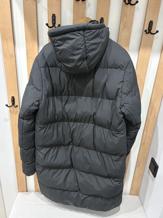 Продам пуховик NIKE