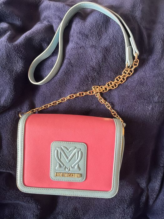 Love moschino чанта