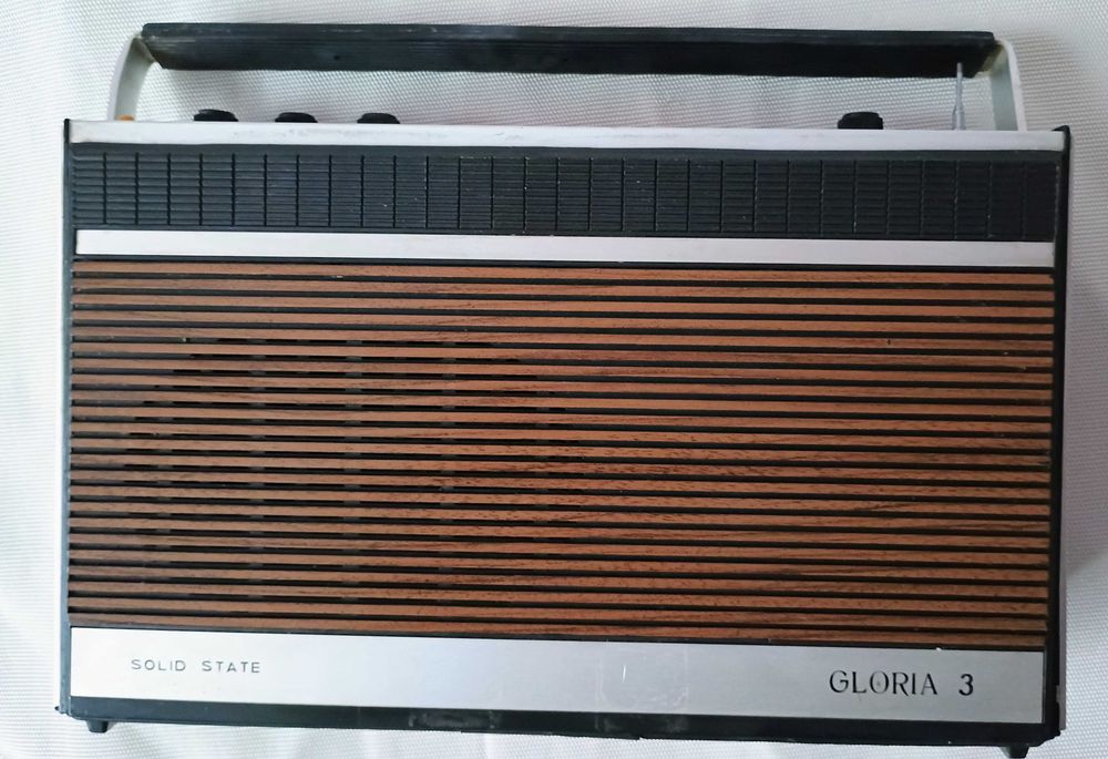 Aparat radio romanesc de colectie