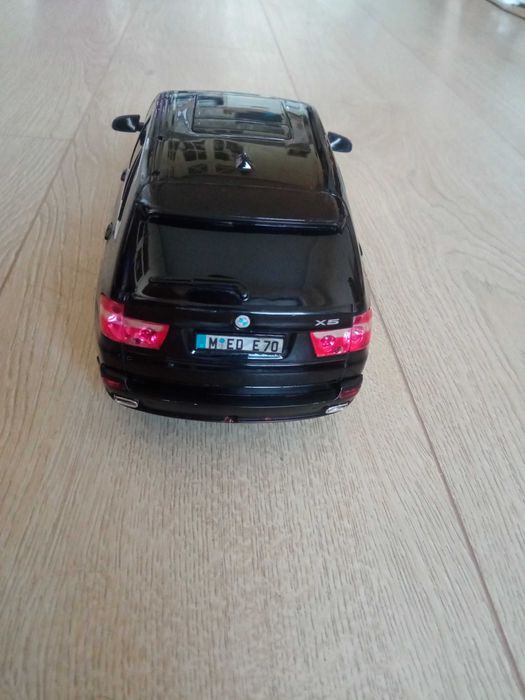 Радиоуправляем  джип BMV X5