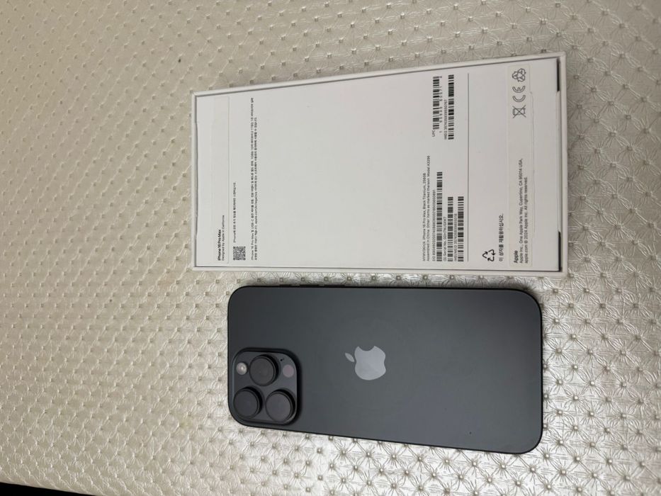 iPhone 16 про мах 256/100%