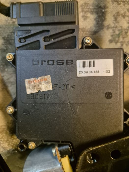 Ел механизъми за предните прозорци и моторчета за Vw Шаран 2002- 2008г