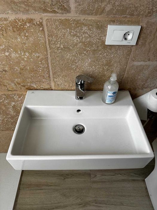 Set complet wc+chiuveta cu baterie