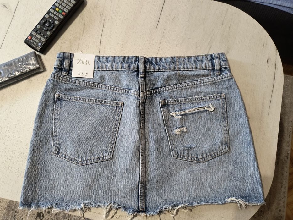 Дънкова пола на zara