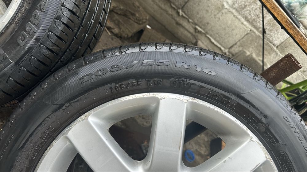 Джанти с летни гуми 5х112/16 цола