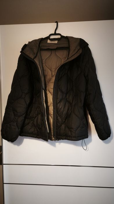 Яке Esprit ватирано