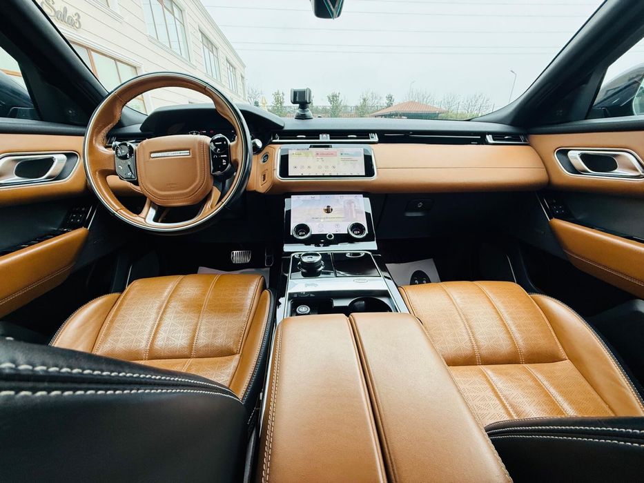 Range Rover Velar R dynamic 240 cp