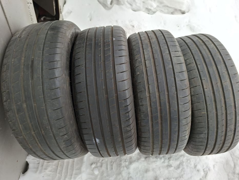 Продам шины. 255/55/19 гудиер