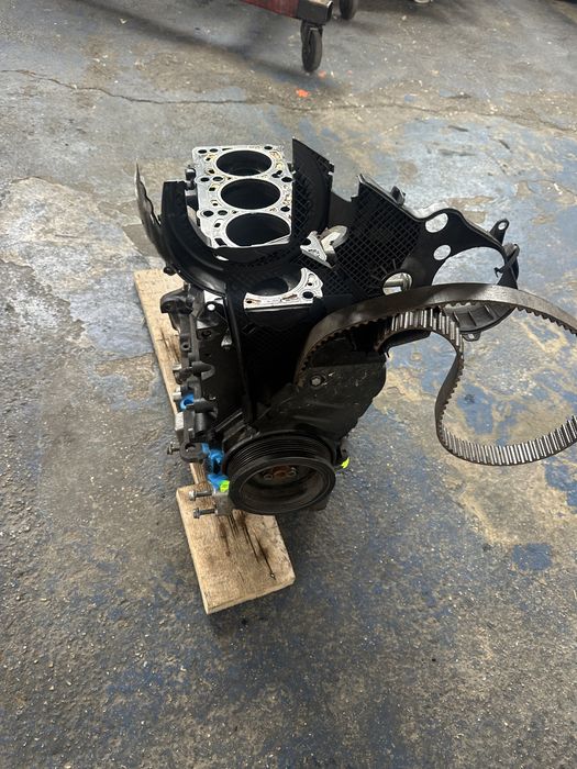 Bloc motor complet ambielat 2.0tdi cba cbb caga caha audi a4 a5 a6 vw