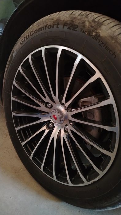Продам только диски Vossen r17