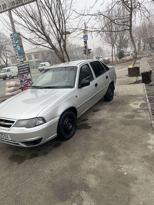 Нексиа 2 сотилади томдан пасида каска бор