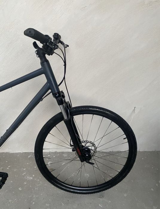 Bicicleta Oras Riverside/B-twin 500
