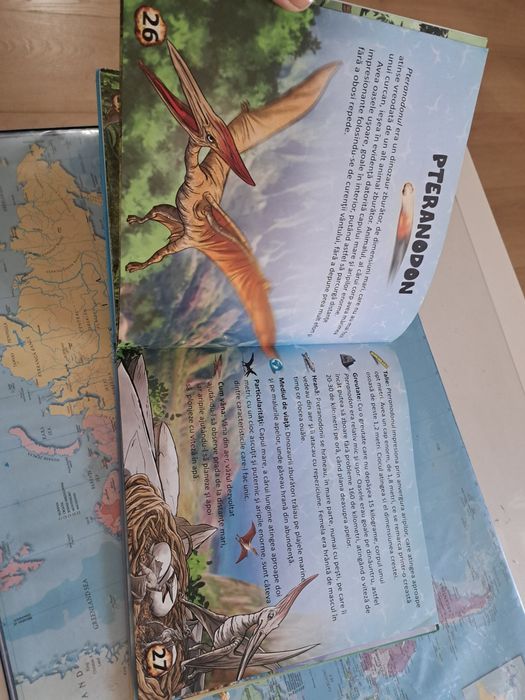 Carte prima mea enciclopedie dinozauri