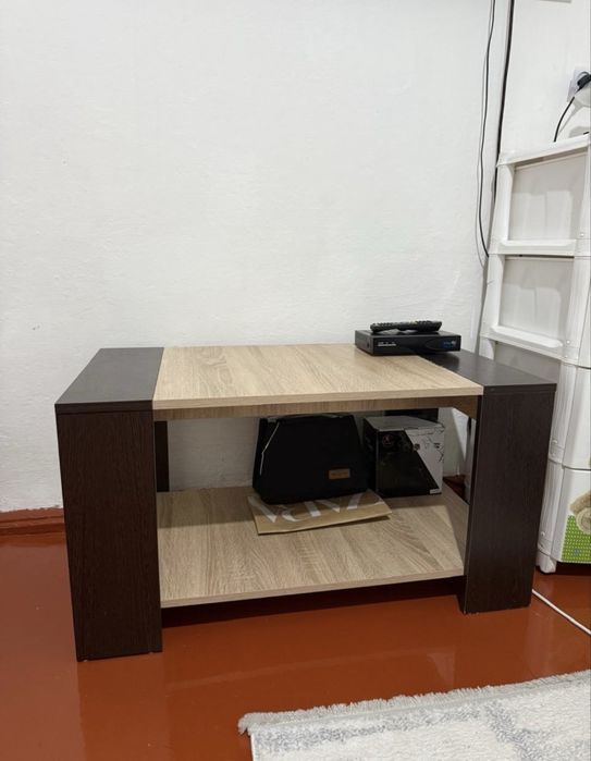 Журнальный столик