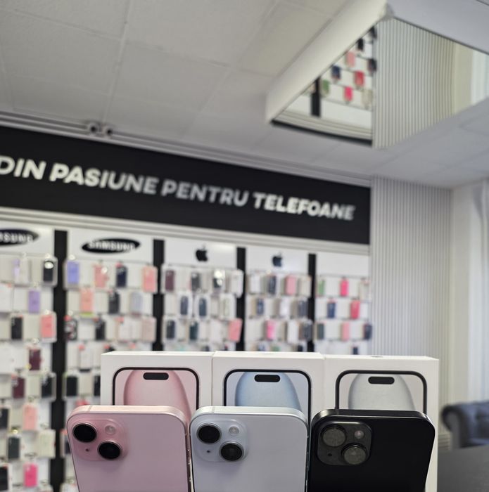 Iphone 15 / Pink/Black/Blue / DeluxGSM