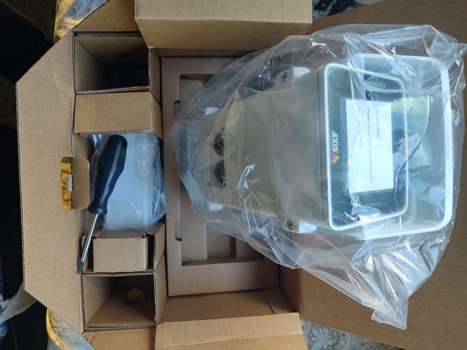 Camera supraveghere IP exterior Axis Lightfinder