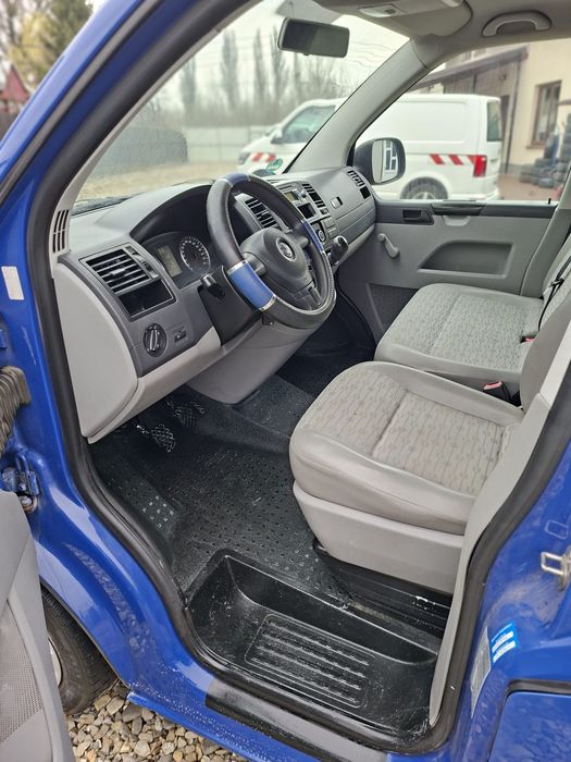 Volkswagen T5 facelift 2011 clima 3 locuri