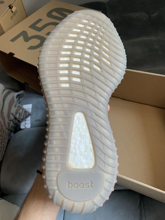Yeezy boost 350v2 beluga reflective