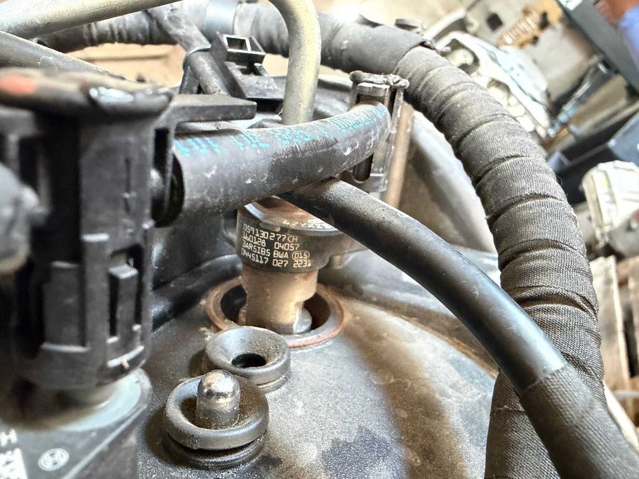 Injector injectoare Audi Porsche Volkswagen 3.0 TDI cod 059130277CH