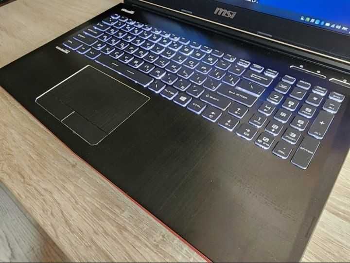 Игровой ноутбук MSI