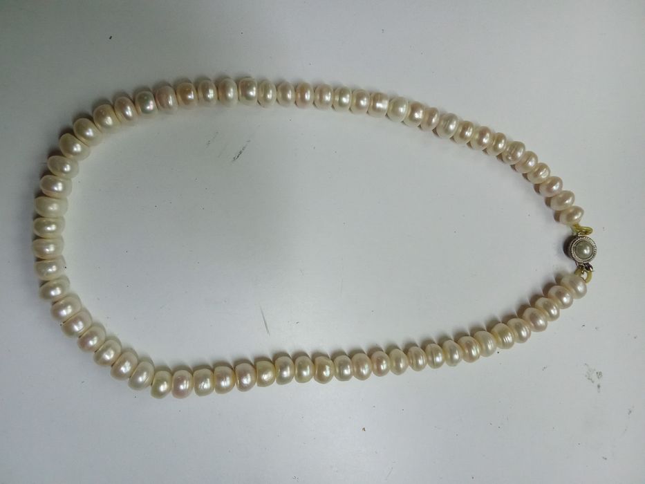 Продам жемчуг брож и бусы