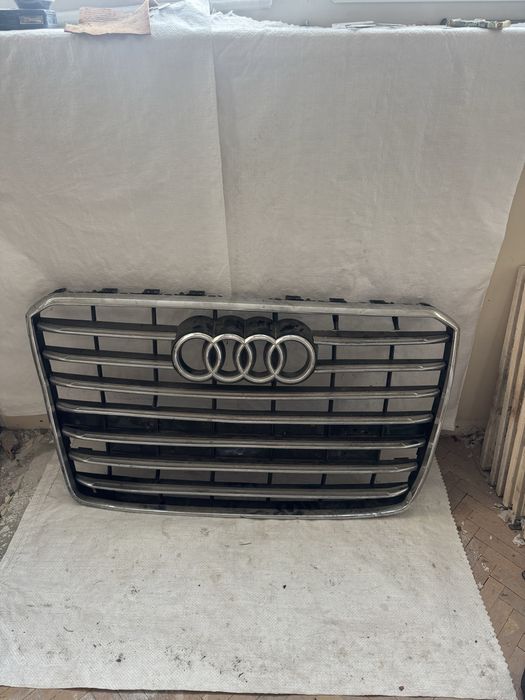 Оригинална решетка Ауди А8 Д4 Audi A8 D4