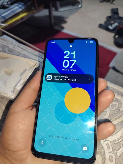 Samsung A17 6/128 holati yangi