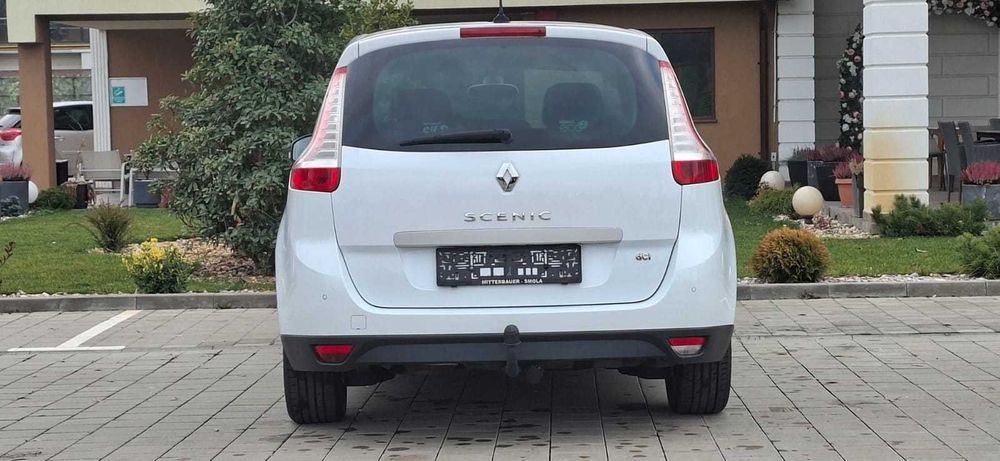 RENAULT SCENIC cu 7 locuri