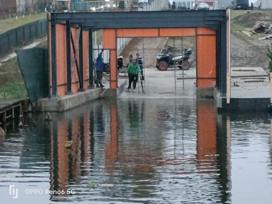 Garaj ambarcatiune pe structura metalica 66mp2